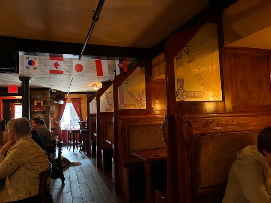 Harp & Celt Irish Pub & Restaurant by null