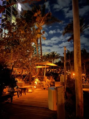 1 Beach Club by null