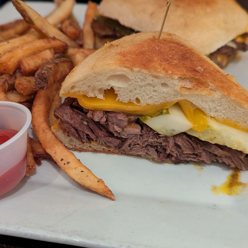 Jane Doe Lounge - Short Rib Sandwich - Cocktail Bars Near Me - New York, New York Jane Doe Lounge - Short Rib Sandwich - Cocktail Bars Near Me - New York, New York