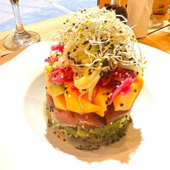 Malecón 21 - Tuna tartar - Mexican Near Me - Mahahual, ROO