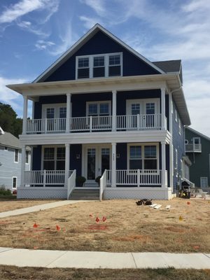 Front Line Construction Logo