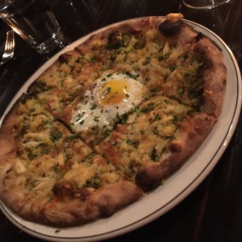 Woodberry Kitchen - Crab flatbread - American Near Me - Baltimore, Maryland Woodberry Kitchen - Crab flatbread - American Near Me - Baltimore, Maryland