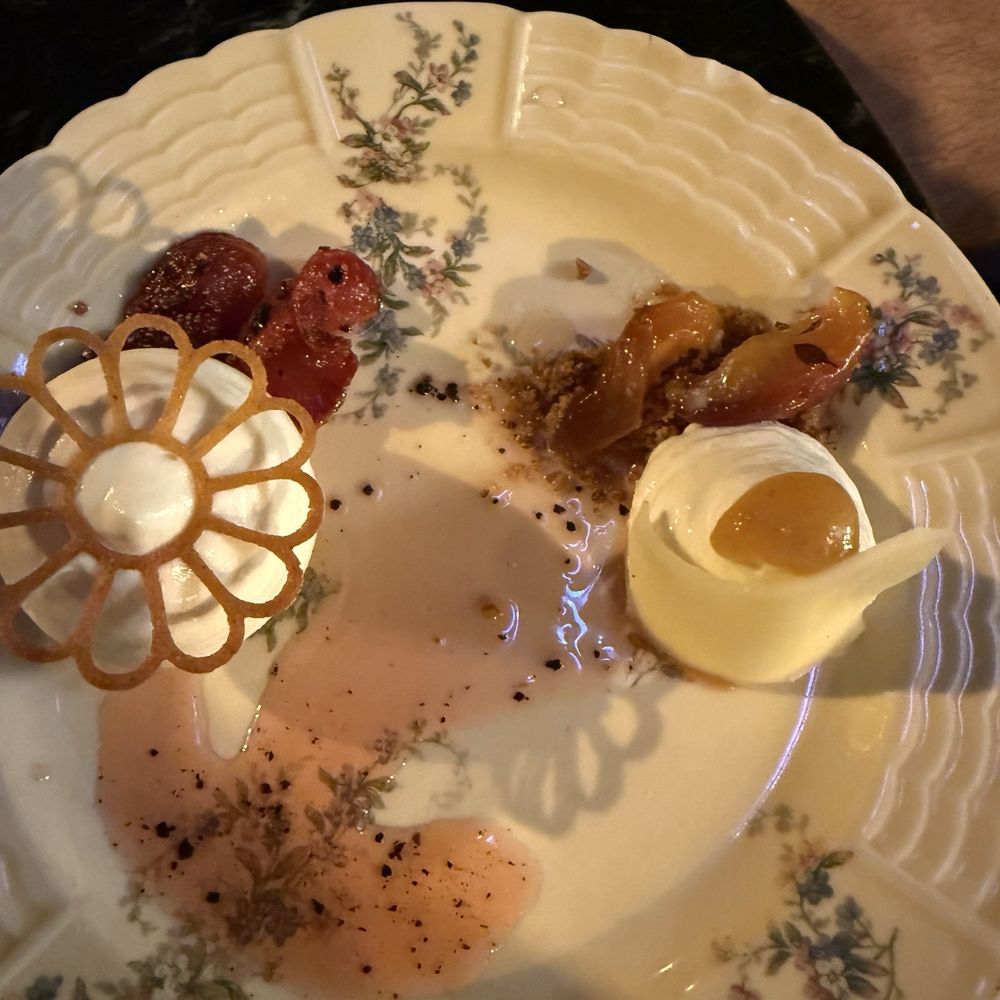 Café Crème - Bistros Near Me - Bordeaux, 33