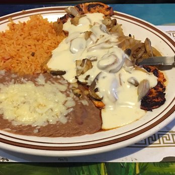 Los Mariachis Mexican Restaurant - Pollo Ranchero   THE BOMB ! - Mexican Near Me - Columbus, Ohio