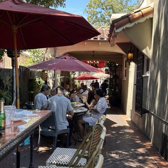 Aroma Coffee & Tea - Patio area, outside seating - Coffee & Tea Near Me - Studio City, California Aroma Coffee & Tea - Patio area, outside seating - Coffee & Tea Near Me - Studio City, California