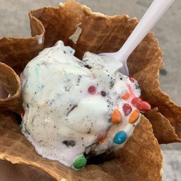 Cookies 'n' Cream with M&ms Cookies 'n' Cream with M&ms