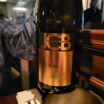 Bistro Monadnock - French Near Me - Chicago, Illinois