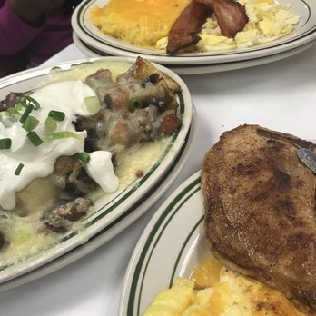 Louie's Cafe - Breakfast & Brunch Near Me - Baton Rouge, Louisiana