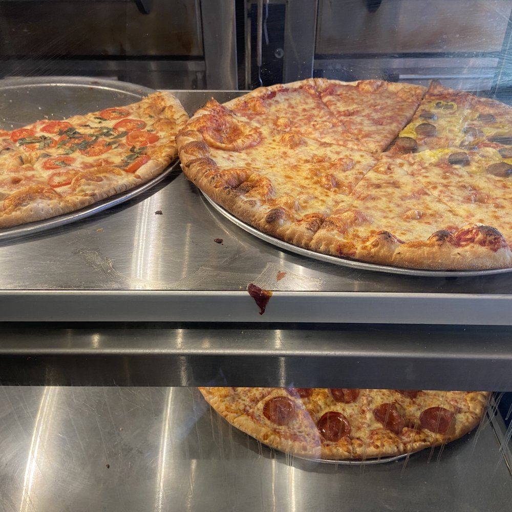 Goodfellas Pizzeria - Good lookin 'Za - Pizza Near Me - Indianapolis, Indiana Goodfellas Pizzeria - Good lookin 'Za - Pizza Near Me - Indianapolis, Indiana