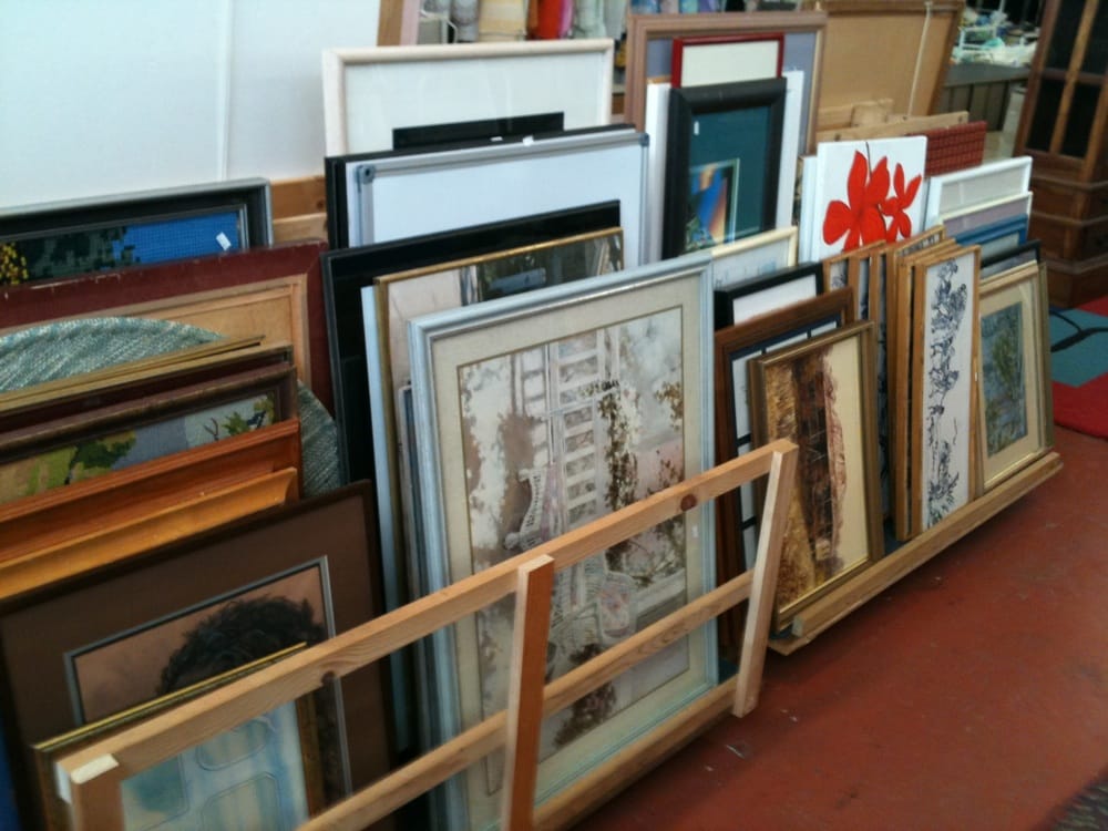 SALVOS STORES Updated August 2024 13 Photos 80 Glenrosa Rd, Red