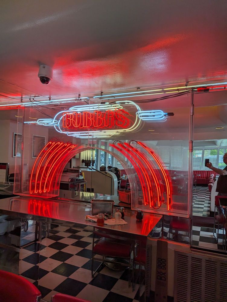 Bubba's Cooks Country - Dallas