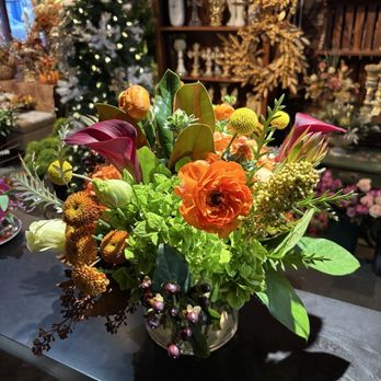 Flowers by Bernard - Bright Fall! - Florists Near Me - Staten Island, New York Flowers by Bernard - Bright Fall! - Florists Near Me - Staten Island, New York