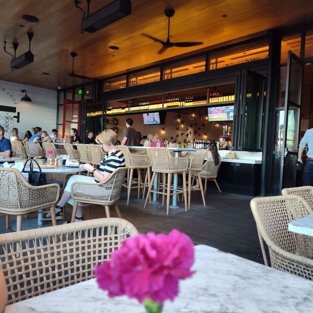 North Italia - Patio - Pizza Near Me - Las Vegas, Nevada North Italia - Patio - Pizza Near Me - Las Vegas, Nevada
