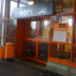 B & Q