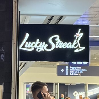 Lucky Streak at LAS - COOL SPOT! - American Near Me - Las Vegas, Nevada Lucky Streak at LAS - COOL SPOT! - American Near Me - Las Vegas, Nevada