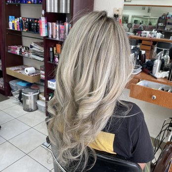 Kelly's Salon - Hair Salons Near Me - San Jose, California