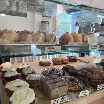 Julien's Farm Store - Breakfast & Brunch Near Me - Granby, Connecticut Julien's Farm Store - Breakfast & Brunch Near Me - Granby, Connecticut