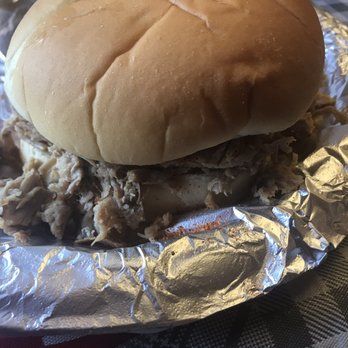 Preacher's Smokehouse - Pulled pork sandwich - Barbeque Near Me - Sevierville, Tennessee Preacher's Smokehouse - Pulled pork sandwich - Barbeque Near Me - Sevierville, Tennessee