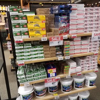 DICK'S Sporting Goods - Sports Wear Near Me - Geneva, Illinois
