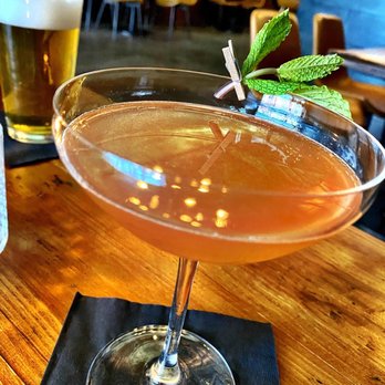 Perry’s - Cocktail Bars Near Me - Puyallup, Washington Perry’s - Cocktail Bars Near Me - Puyallup, Washington