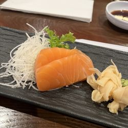 Mizu Japanese Restaurant - Niles - Sashimi