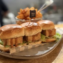 Proud - Tofu slider