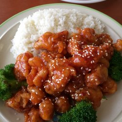 Fu Star Chinese - Sesame chicken with white rice for lunch