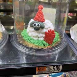 Star Market - Bakery cake case
