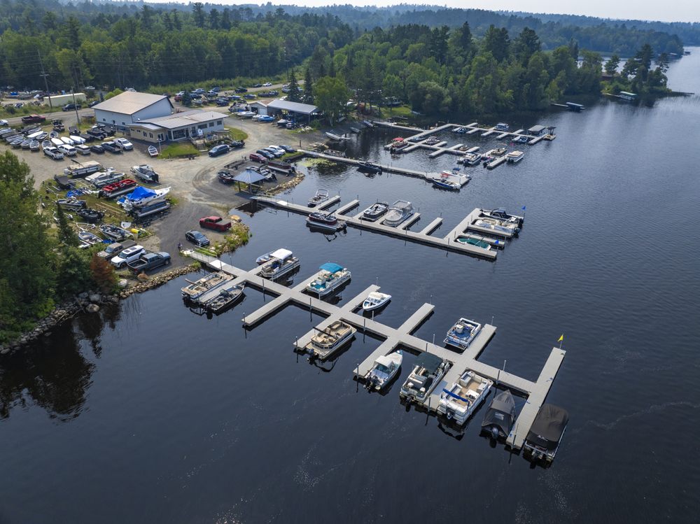 Aronson Boat Works Logo