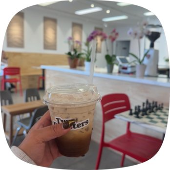 Two Roosters - Coffee & Tea Near Me - Portland, Oregon