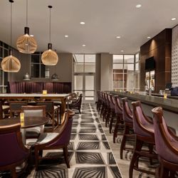 Bar 4808