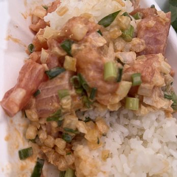 U'i Shrimp - Hawaiian Ahi Bowl (Large $16.99) - The sauce is Mayo based. But look at all the onions :( - Hawaiian Near Me - Tenafly, New Jersey