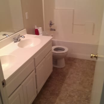 Finchum Construction - Old bathroom - General Contractors Near Me