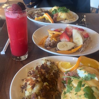 Plums Cafe - Santa Fe eggs Benedict - Breakfast & Brunch Near Me - Costa Mesa, California Plums Cafe - Santa Fe eggs Benedict - Breakfast & Brunch Near Me - Costa Mesa, California