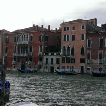 Canal Grande - Landmarks & Historical Buildings Near Me