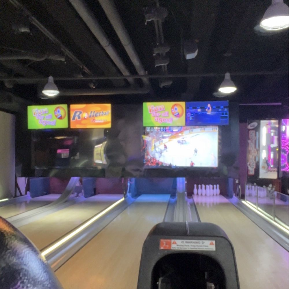 Bowling area