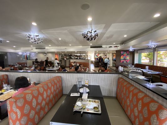 Saravanaa Bhavan by null