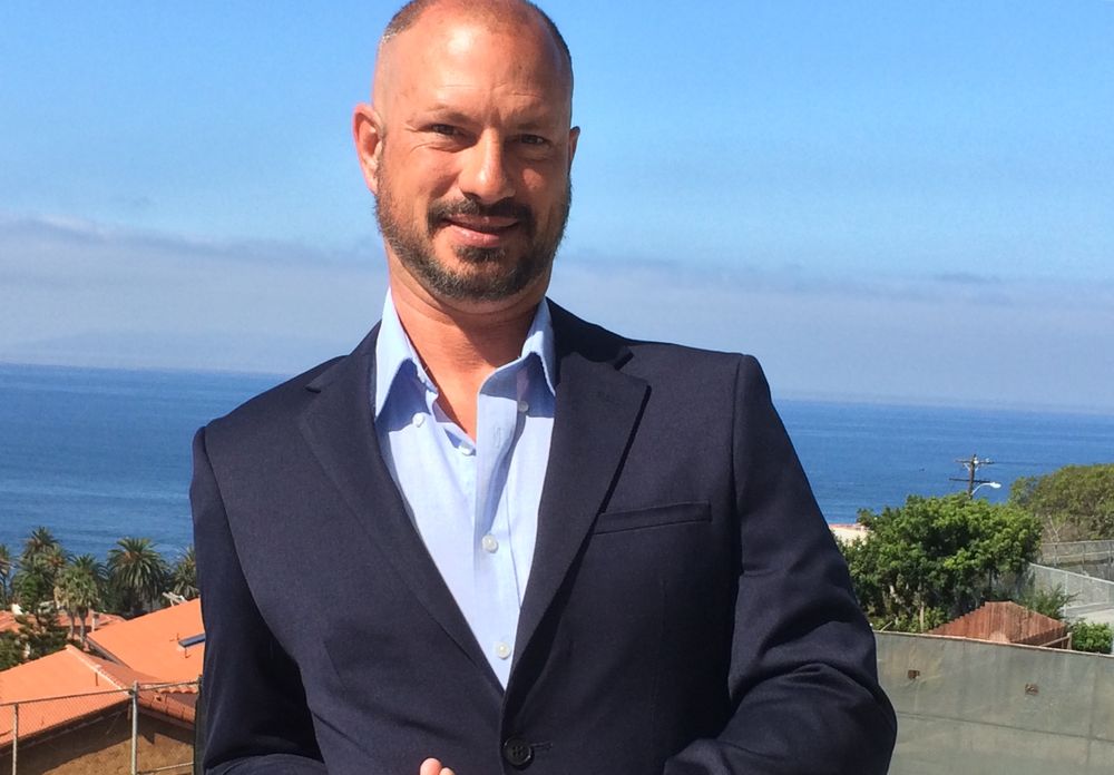 ERIC HEMSTREET REMAX Updated August 2024 Los Angeles, California