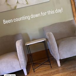 Relaxing waiting area. Relaxing waiting area.