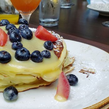 Hotel Covington - Ricotta pancakes - Hotels Near Me - Covington, Kentucky