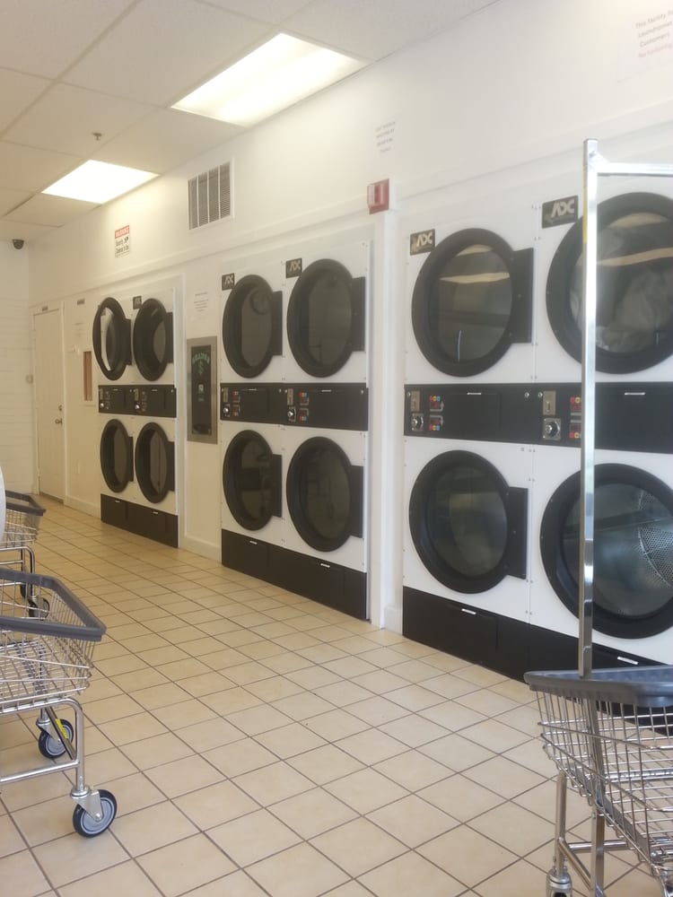 STATE STREET LAUNDROMAT Updated September 2024 44 S State St