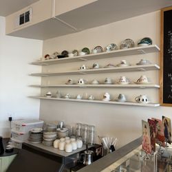 Callisto Tea House - Tea cup collection