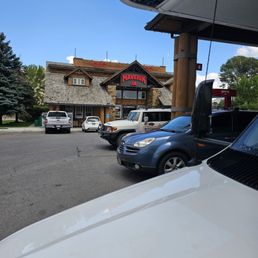 Decent stop for 30ft rv before getting into the thick of Jackson. Decent stop for 30ft rv before getting into the thick of Jackson.
