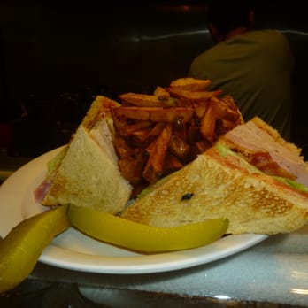 Hard Hat Lounge - Montana Club on Sourdough & Fries - Dive Bars Near Me - Las Vegas, Nevada Hard Hat Lounge - Montana Club on Sourdough & Fries - Dive Bars Near Me - Las Vegas, Nevada