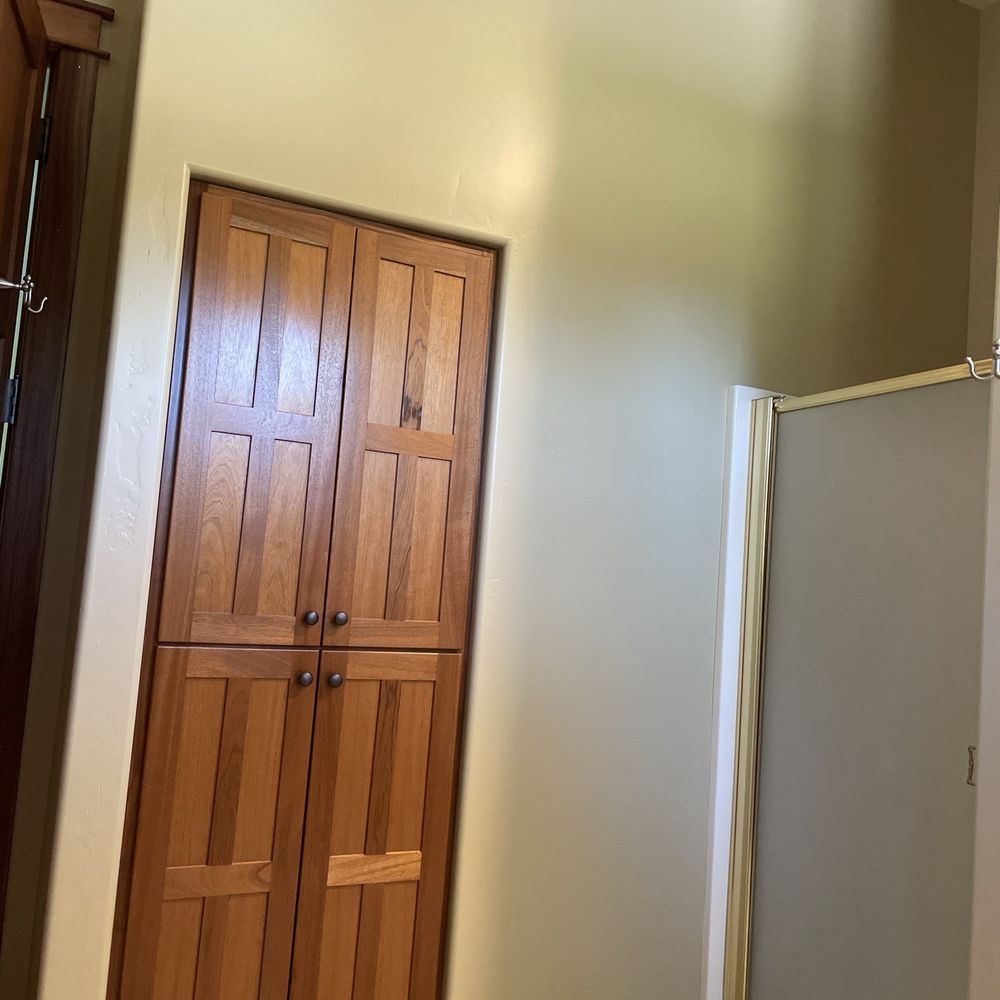 Secor Painting - Painted the bathroom - Painters Near Me - Ventura, California Secor Painting - Painted the bathroom - Painters Near Me - Ventura, California