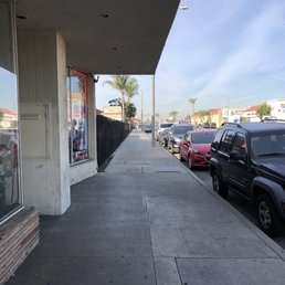 Exterior outside entrance of The Nest: A Brunch Joint - had to park far, very limited parking - Bellflower, California Exterior outside entrance of The Nest: A Brunch Joint - had to park far, very limited parking - Bellflower, California