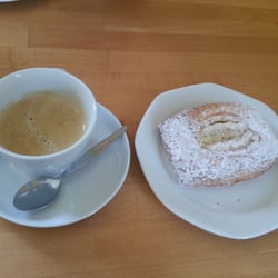 Bäckerei Jung - Kleiner Kaffee mit Cocostraum für unglaubliche 1,60€