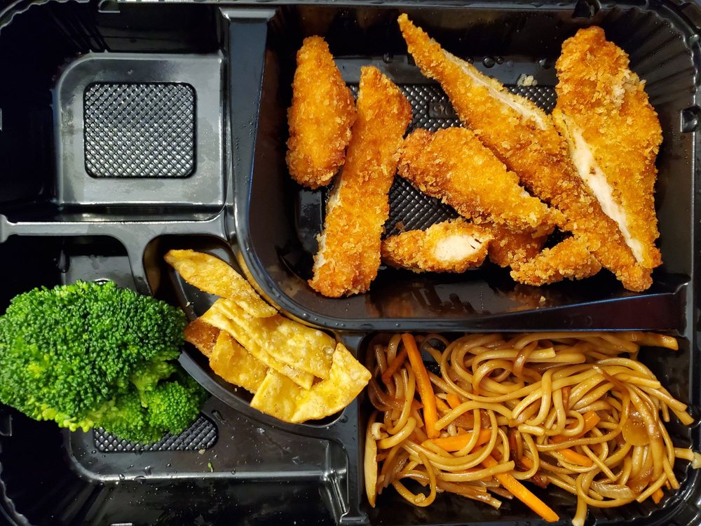 Bento Asian Kitchen + Sushi
