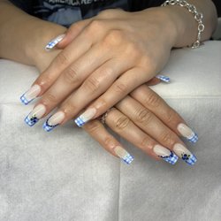 Mandy Q Nails Art