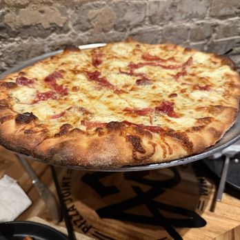 AJ's Pizza Joint - Pizza Near Me - Winter Garden, Florida
